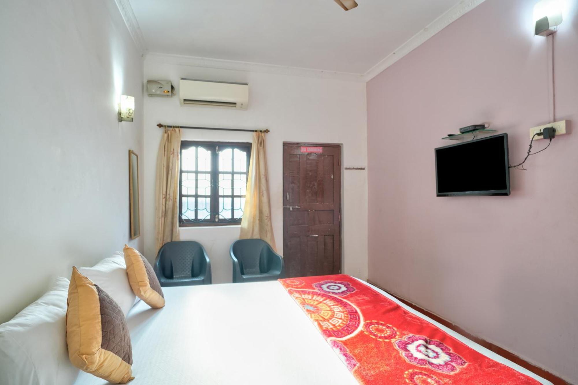 Om Sai Guest House Calangute Ngoại thất bức ảnh