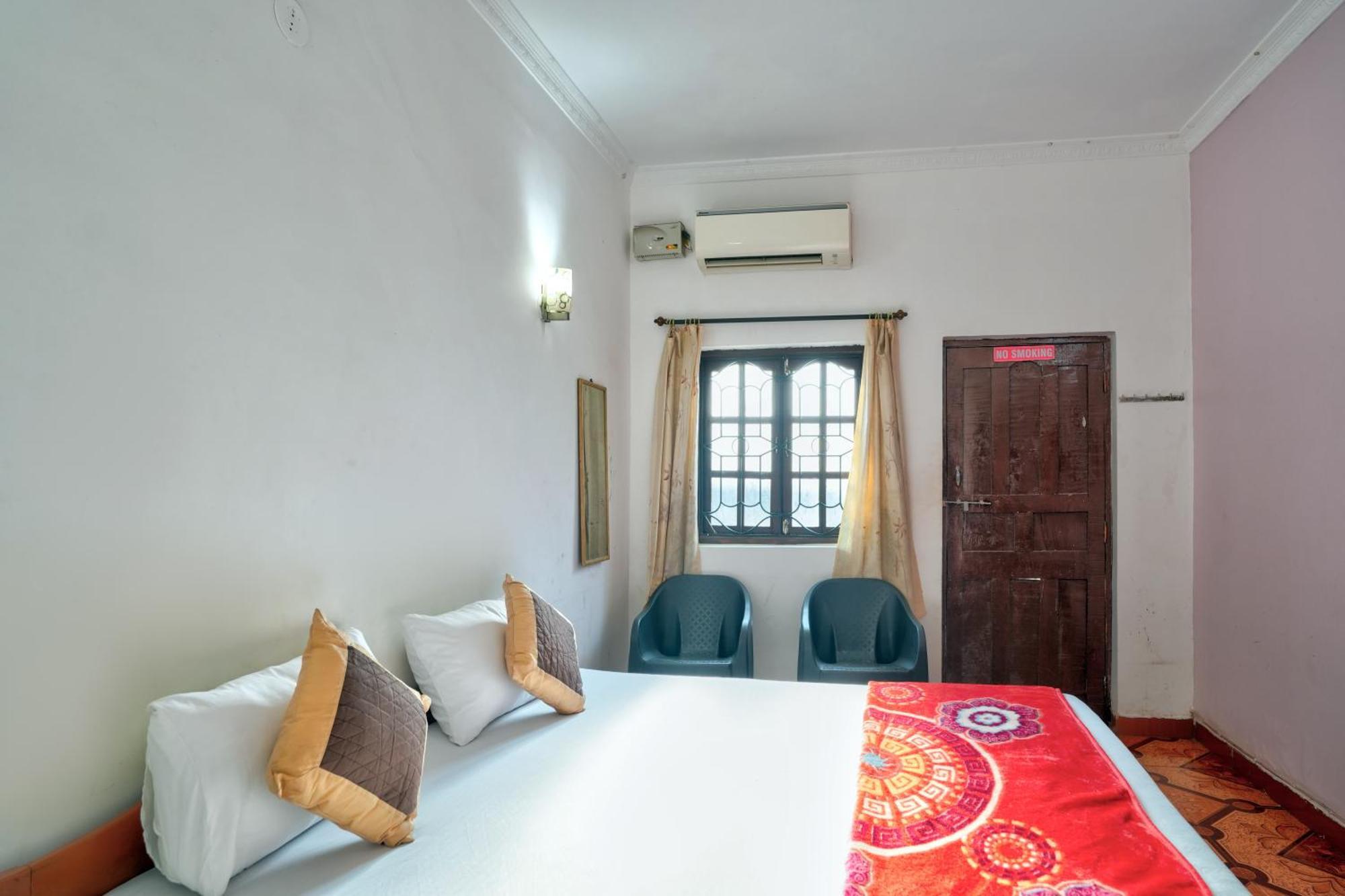 Om Sai Guest House Calangute Ngoại thất bức ảnh